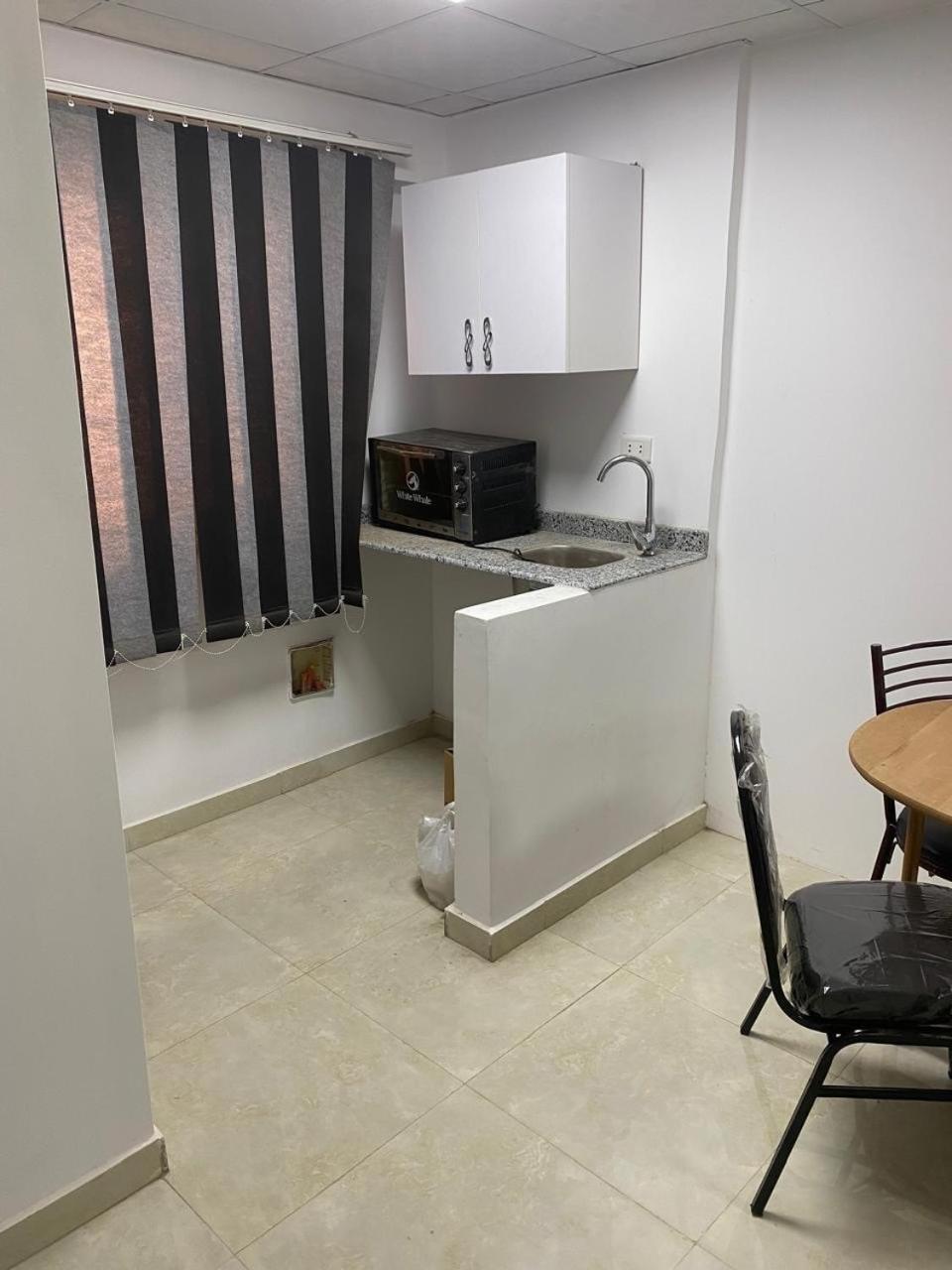 Elegant Furnished 1 Bedroom In Giza * Cairo